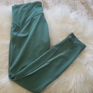 🍋Lululemon Train Times Pant 25"